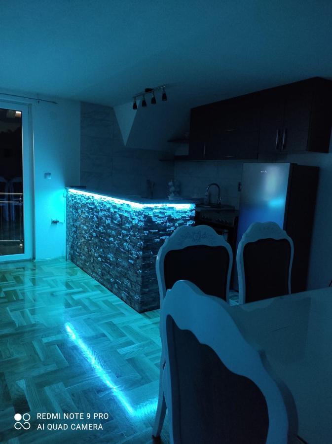 Apartman-Vikendica Mihajlovic บันยาลูกา ภายนอก รูปภาพ