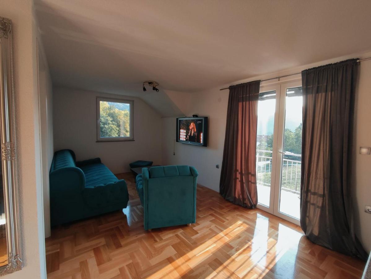 Apartman-Vikendica Mihajlovic บันยาลูกา ภายนอก รูปภาพ