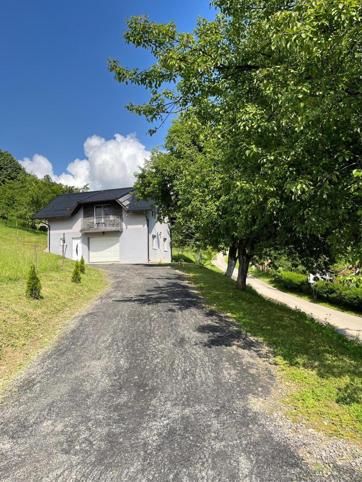 Apartman-Vikendica Mihajlovic บันยาลูกา ภายนอก รูปภาพ